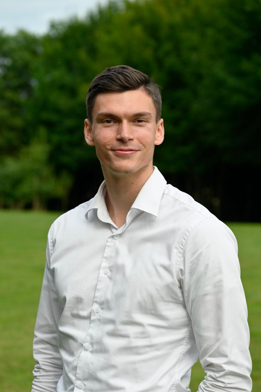 Sven Chalupa — Independent Insurance Broker & Investment Advisor Berlin